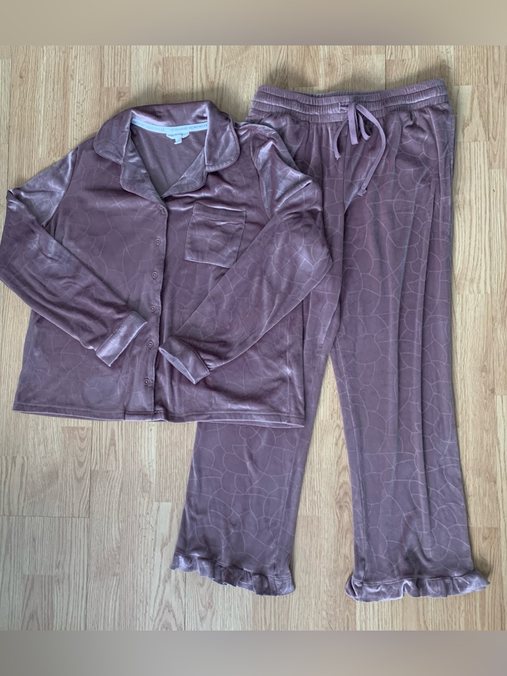 Berkshire Homewear mauve velour pajama set crackle-pattern smooth notch collar M